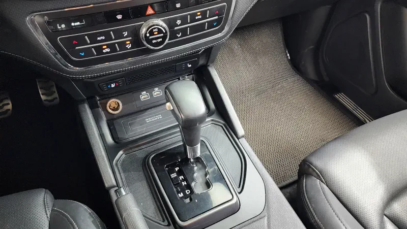SsangYong Rexton Sports Khan