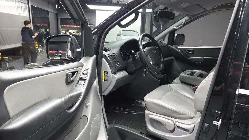 Hyundai Grand Starex