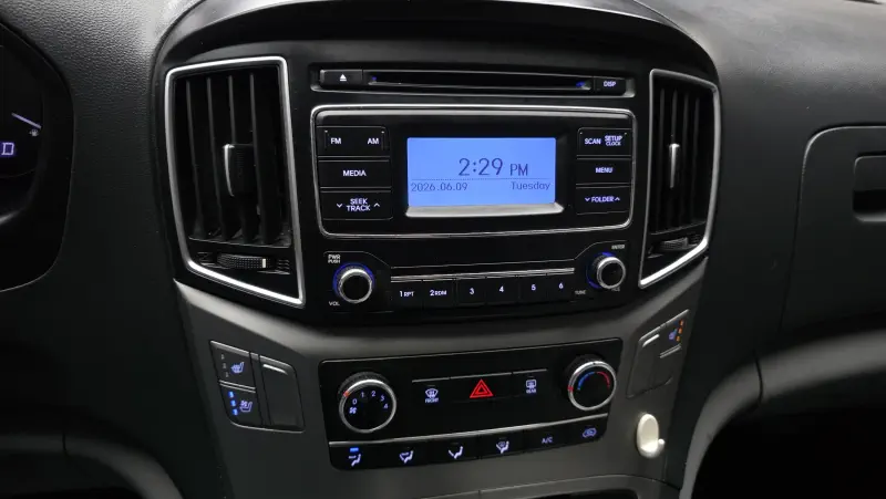 Hyundai Grand Starex
