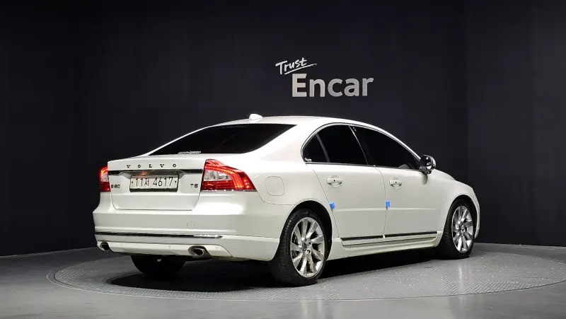 Volvo S80