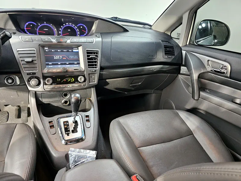 SsangYong Korando Turismo