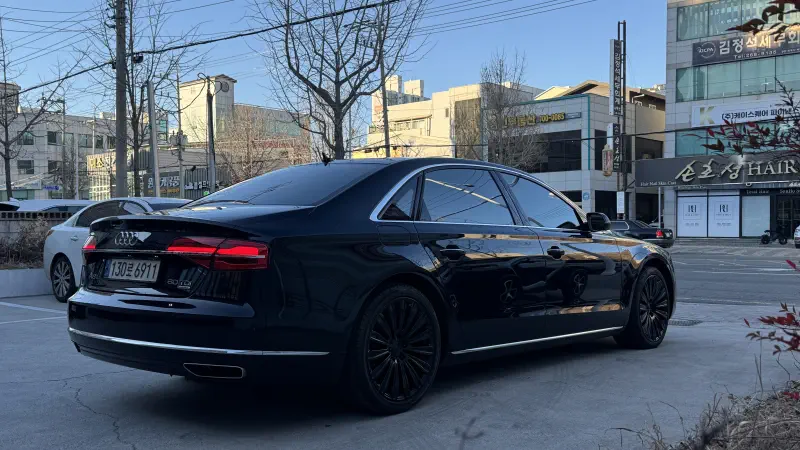 Audi A8