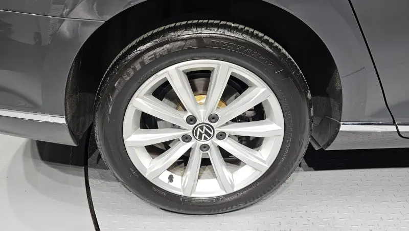 Volkswagen Passat GT