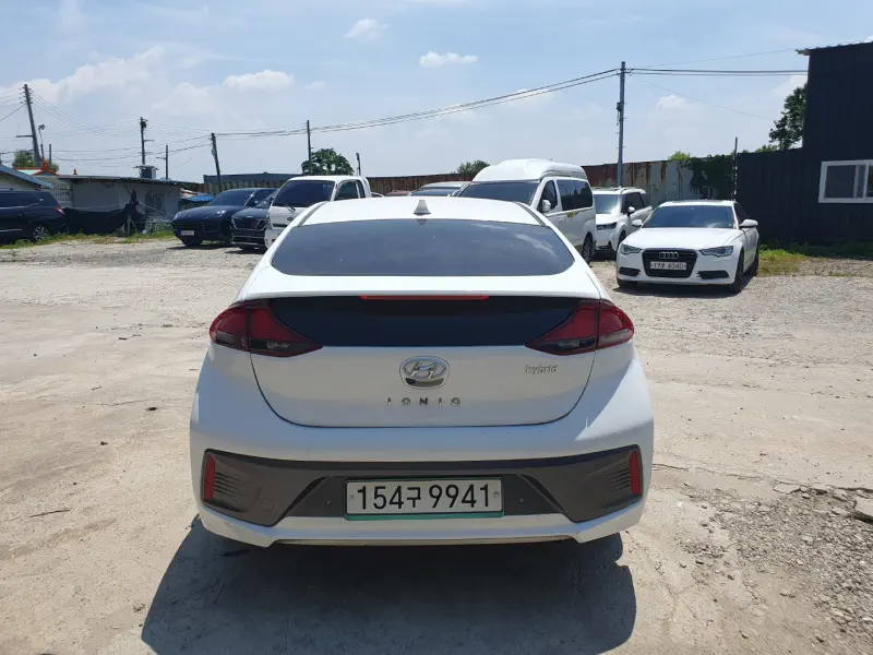 Hyundai Ioniq