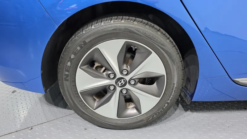 Hyundai Ioniq