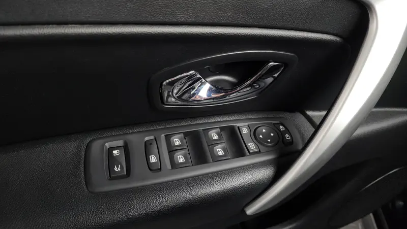 Renault Samsung SM5