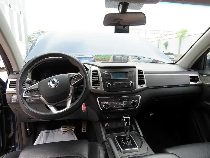 SsangYong Rexton Sports