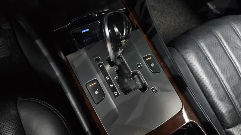 Hyundai Equus