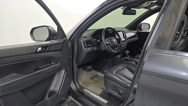 SsangYong Rexton Sports