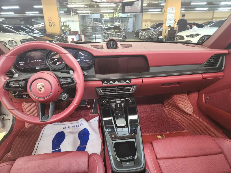 Porsche 911