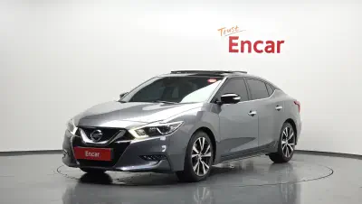 Nissan MAXIMA
