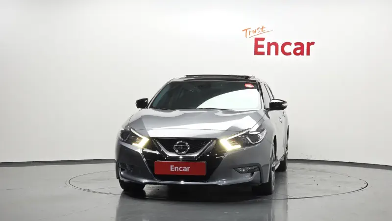 Nissan MAXIMA