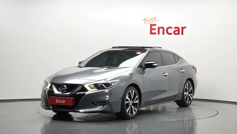 Nissan MAXIMA