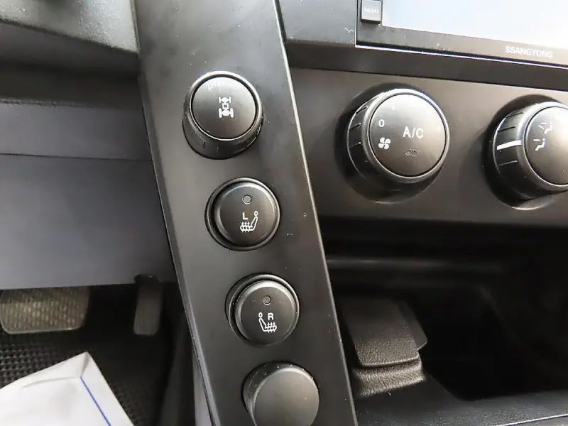 SsangYong Korando Sports