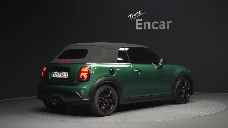 MINI Cabrio