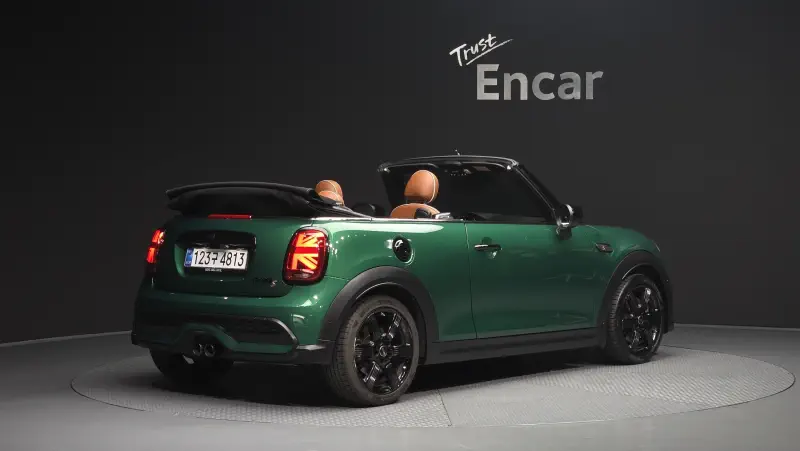 MINI Cabrio