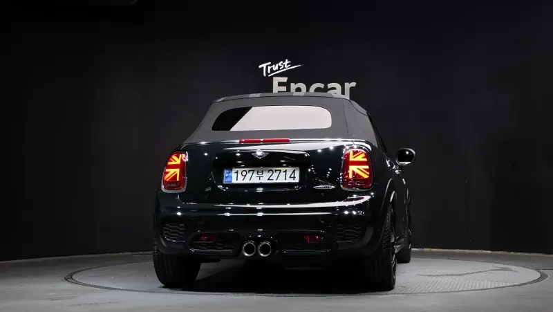 MINI Cabrio