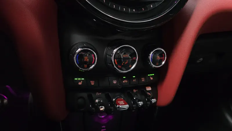 MINI Cabrio