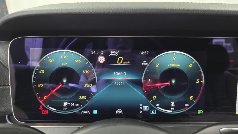 Mercedes-Benz E-Class