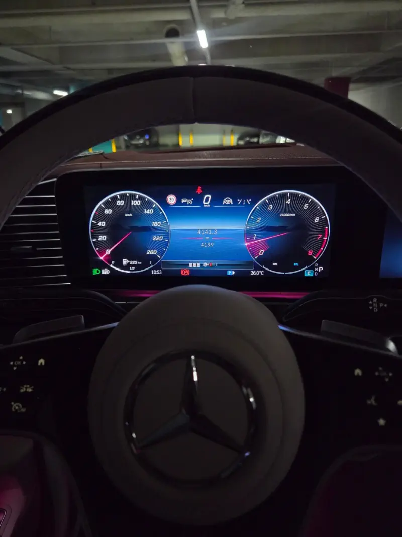 Mercedes-Benz GLS-Class