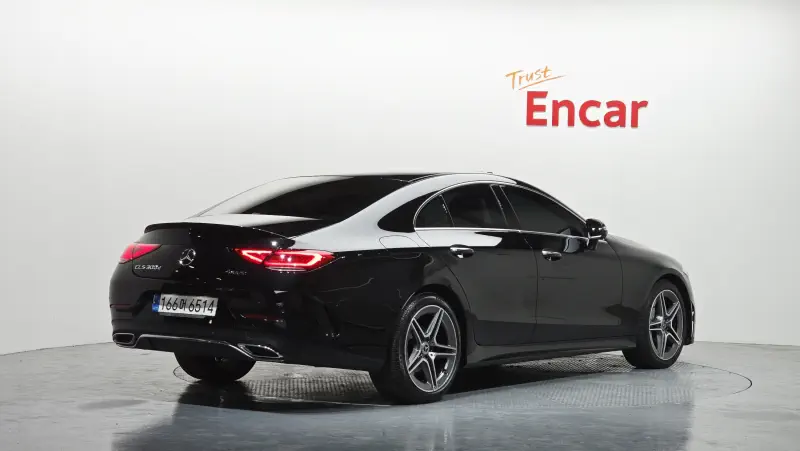 Mercedes-Benz CLS-Class