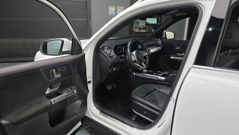 Mercedes-Benz GLB-Class