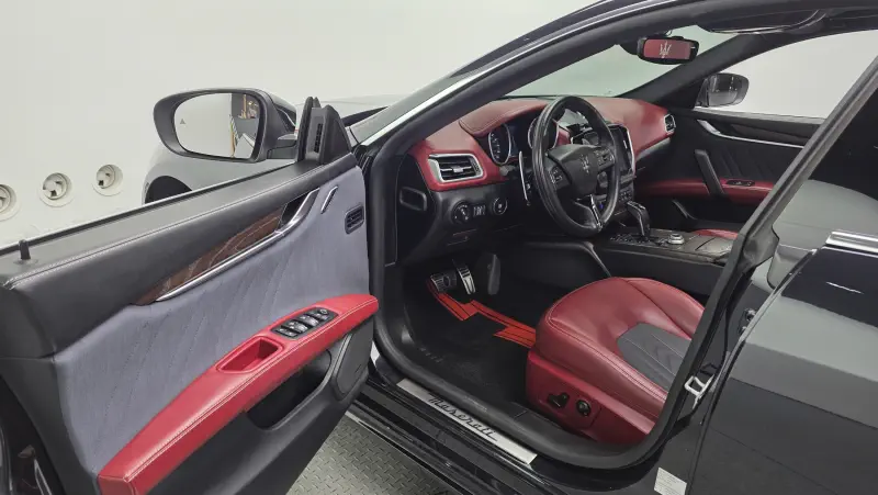 Maserati Ghibli