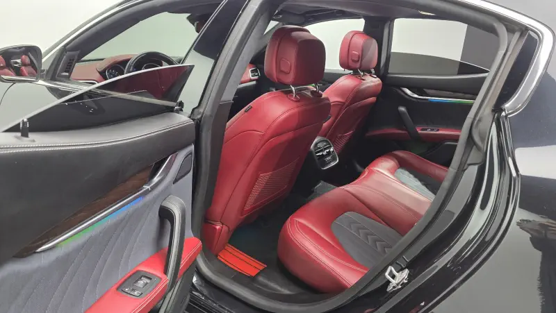 Maserati Ghibli