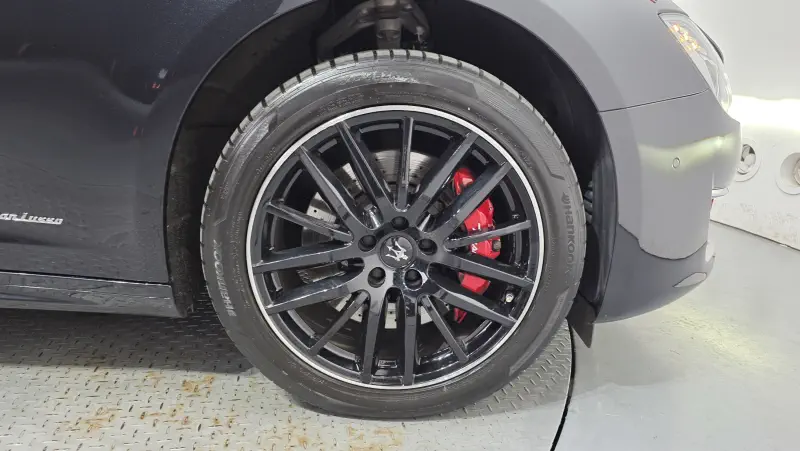 Maserati Ghibli