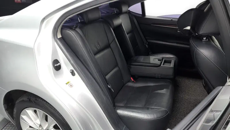 Lexus ES300h