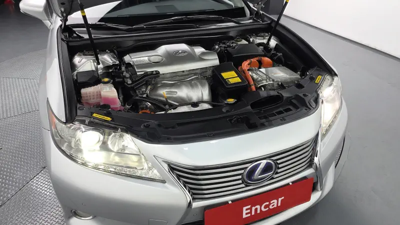 Lexus ES300h