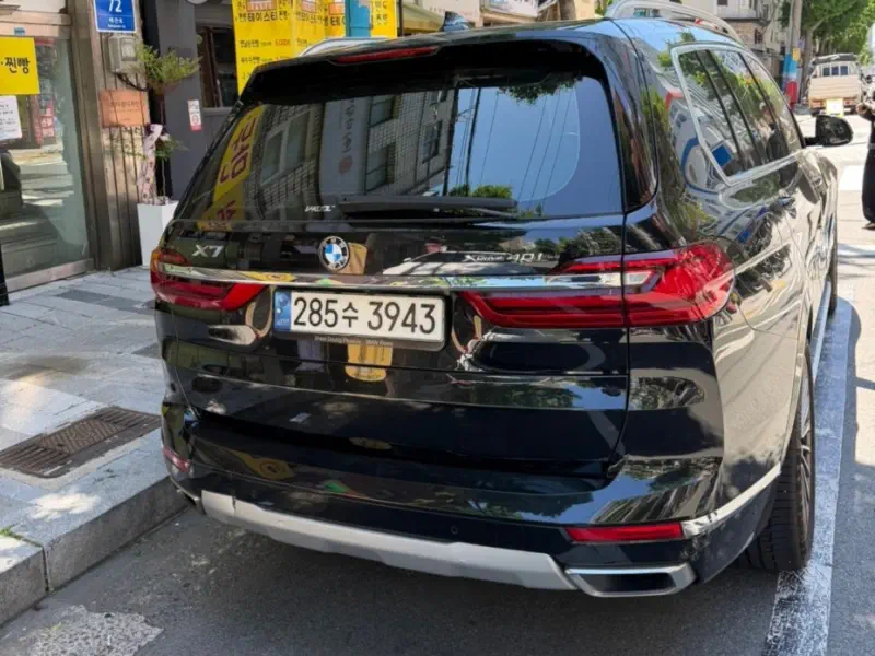 BMW X7