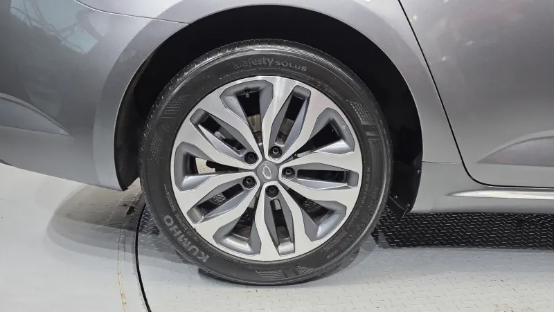 Renault Samsung SM6