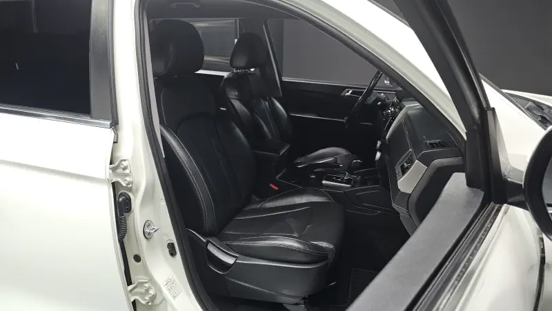 SsangYong Rexton Sports
