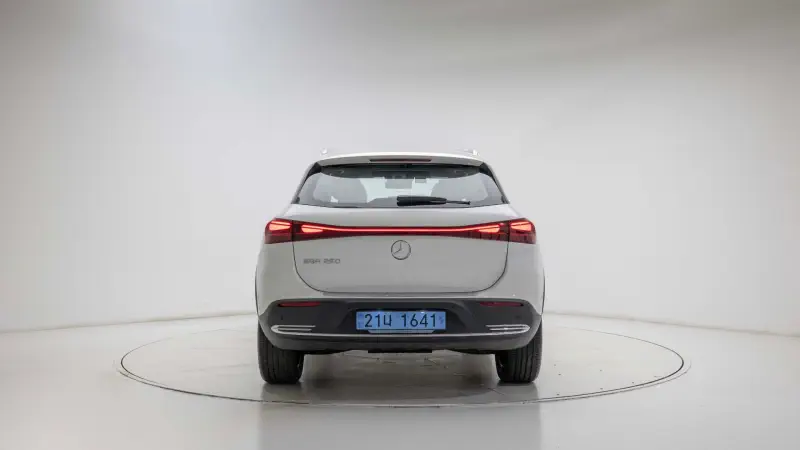 Mercedes-Benz EQA