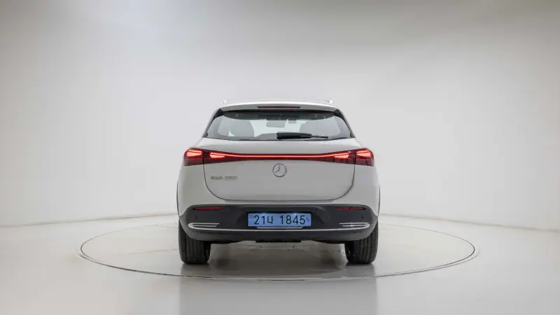 Mercedes-Benz EQA