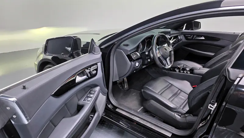 Mercedes-Benz CLS-Class