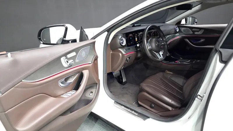 Mercedes-Benz CLS-Class