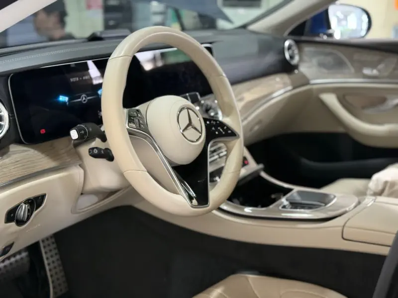 Mercedes-Benz CLS-Class