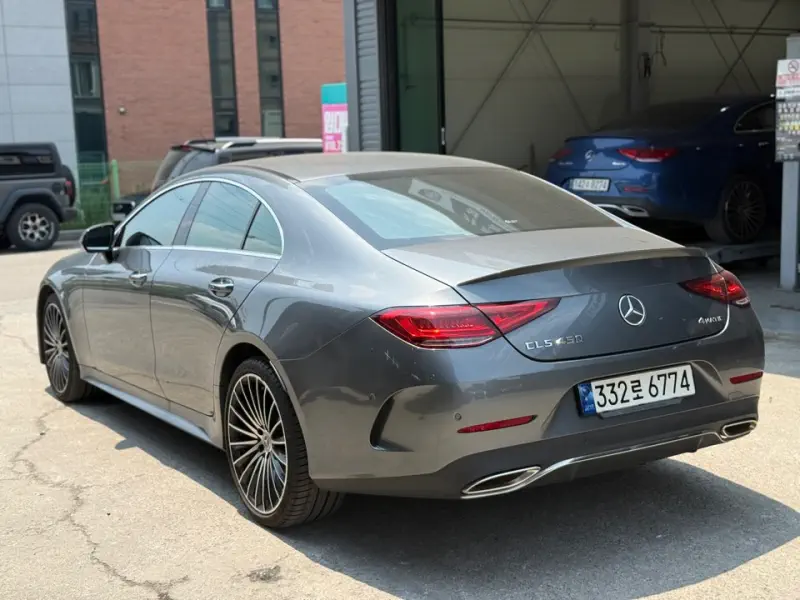 Mercedes-Benz CLS-Class