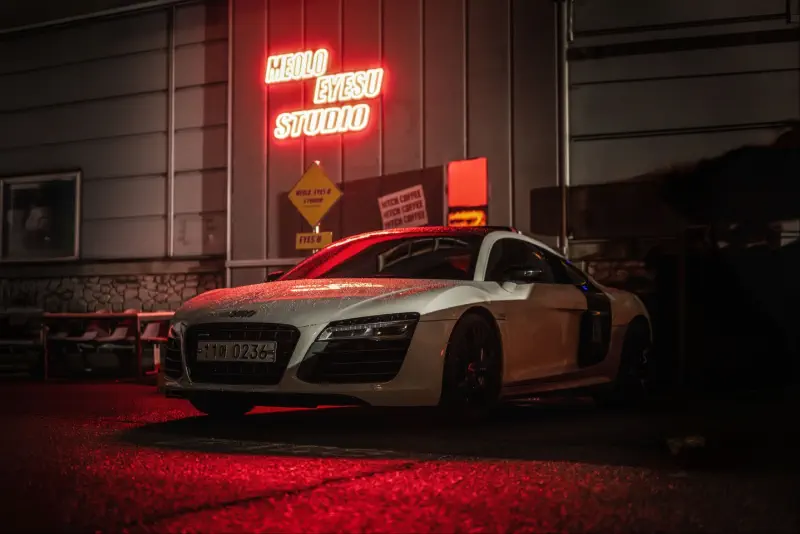 Audi R8