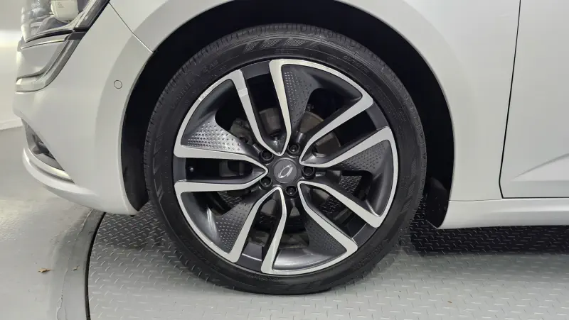 Renault Samsung SM6