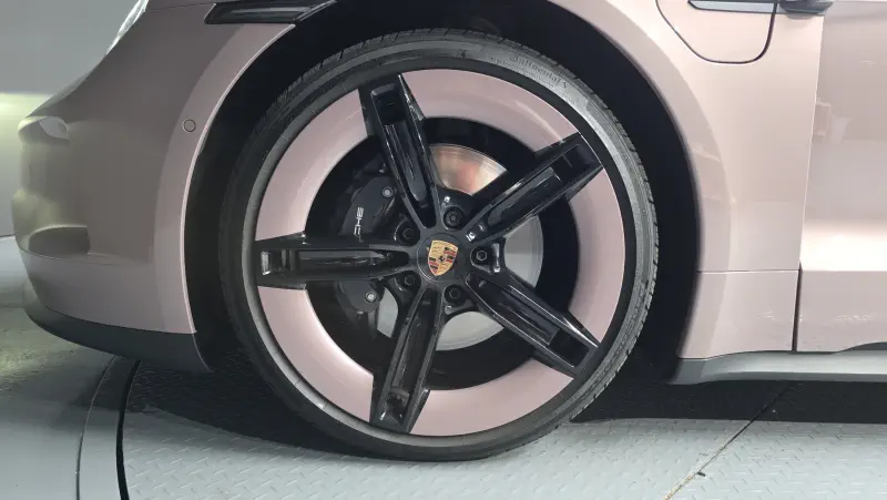 Porsche Taycan