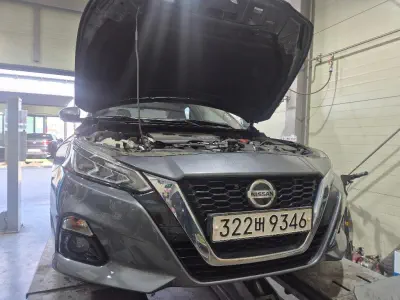 Nissan Altima