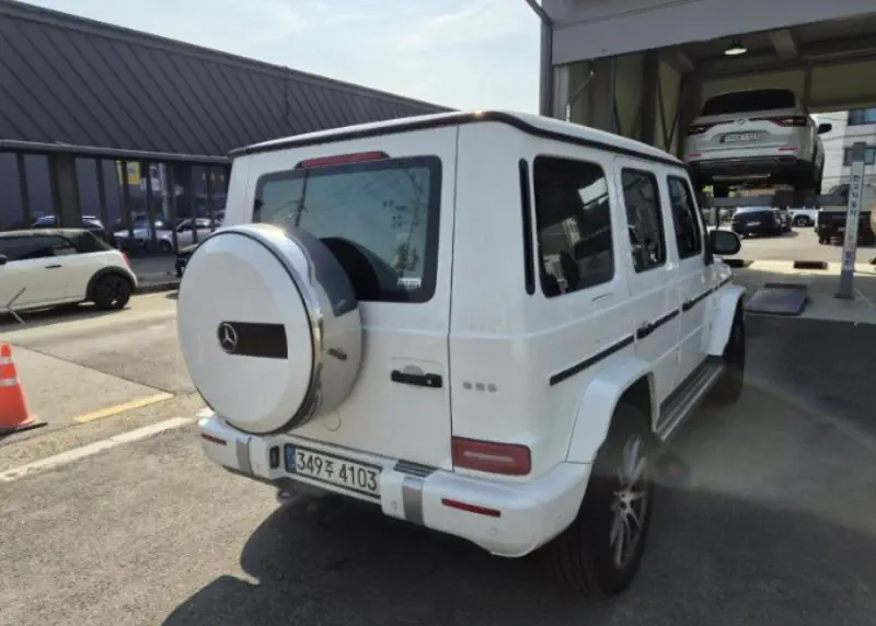 Mercedes-Benz G-Class