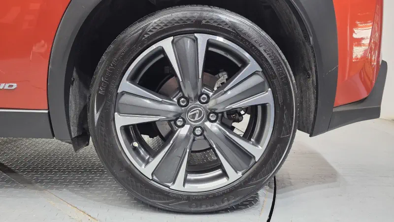 Lexus UX