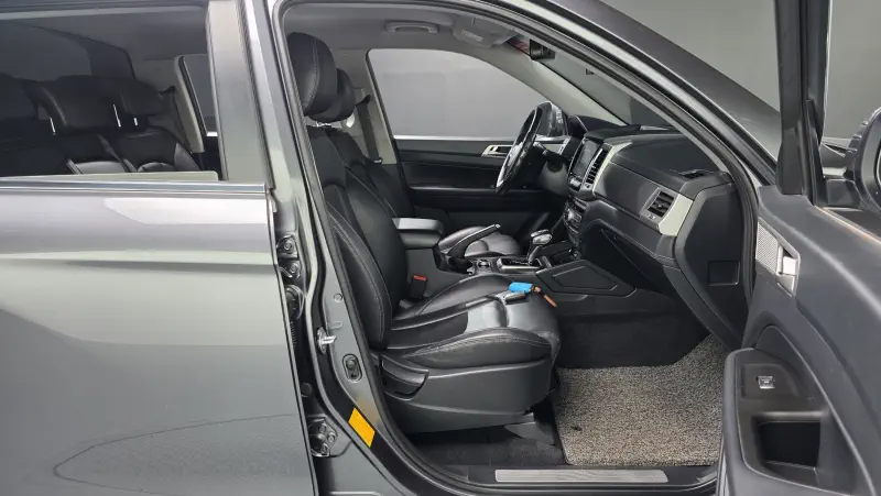 SsangYong Rexton Sports