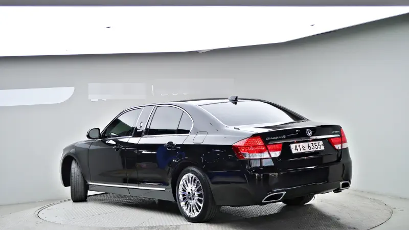 SsangYong Chairman W