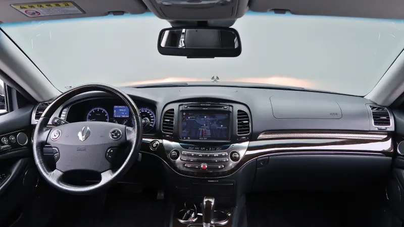 SsangYong Chairman W