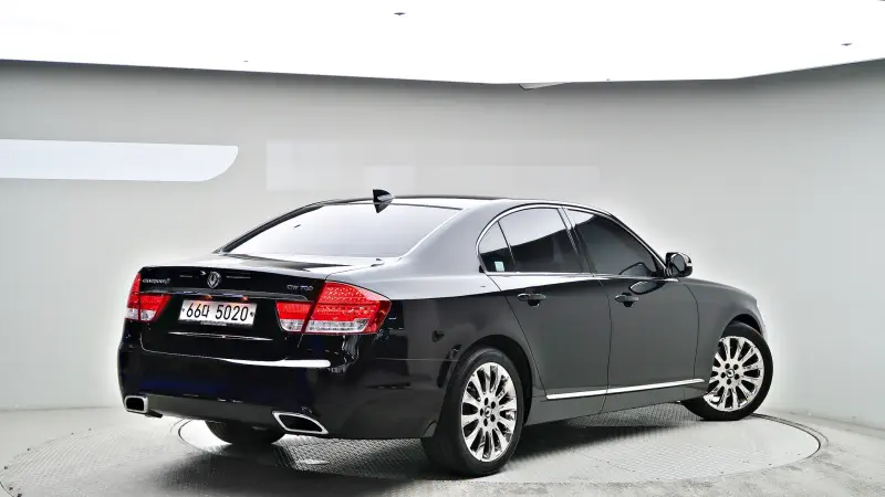 SsangYong Chairman W